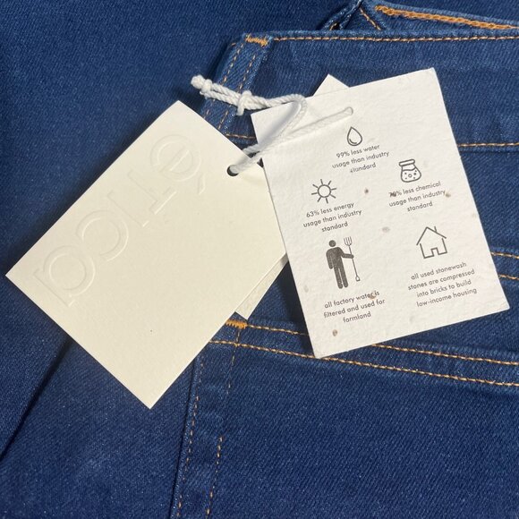 ÉTICA Micki Cropped Flare Jeans in Pure Blue - Picture 6 of 8